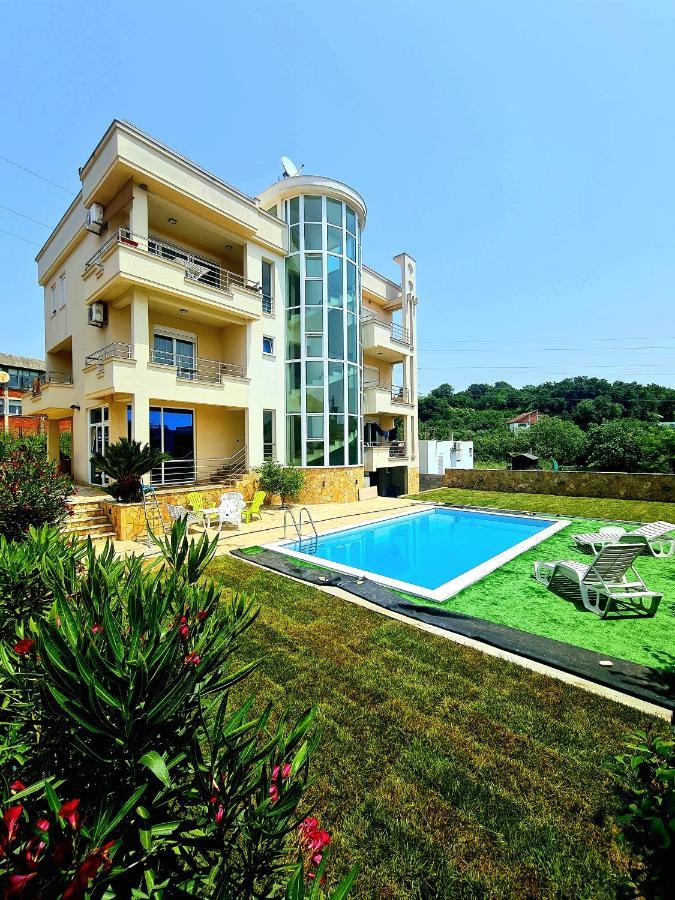 Kopernikus Apartments Улцинь Екстер'єр фото