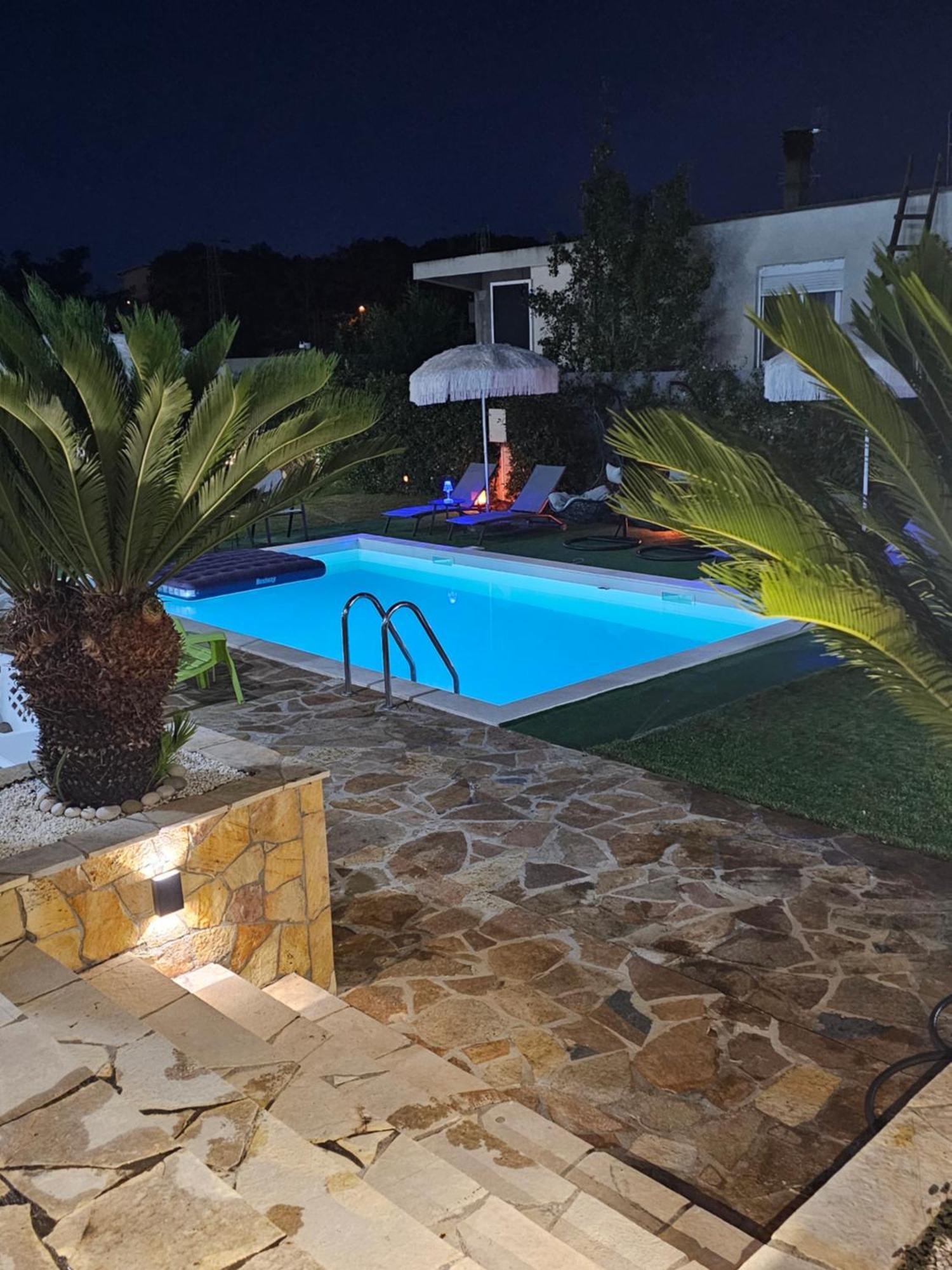 Kopernikus Apartments Улцинь Екстер'єр фото