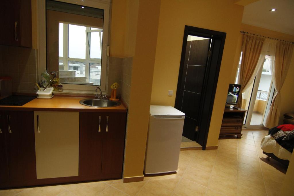 Kopernikus Apartments Улцинь Екстер'єр фото